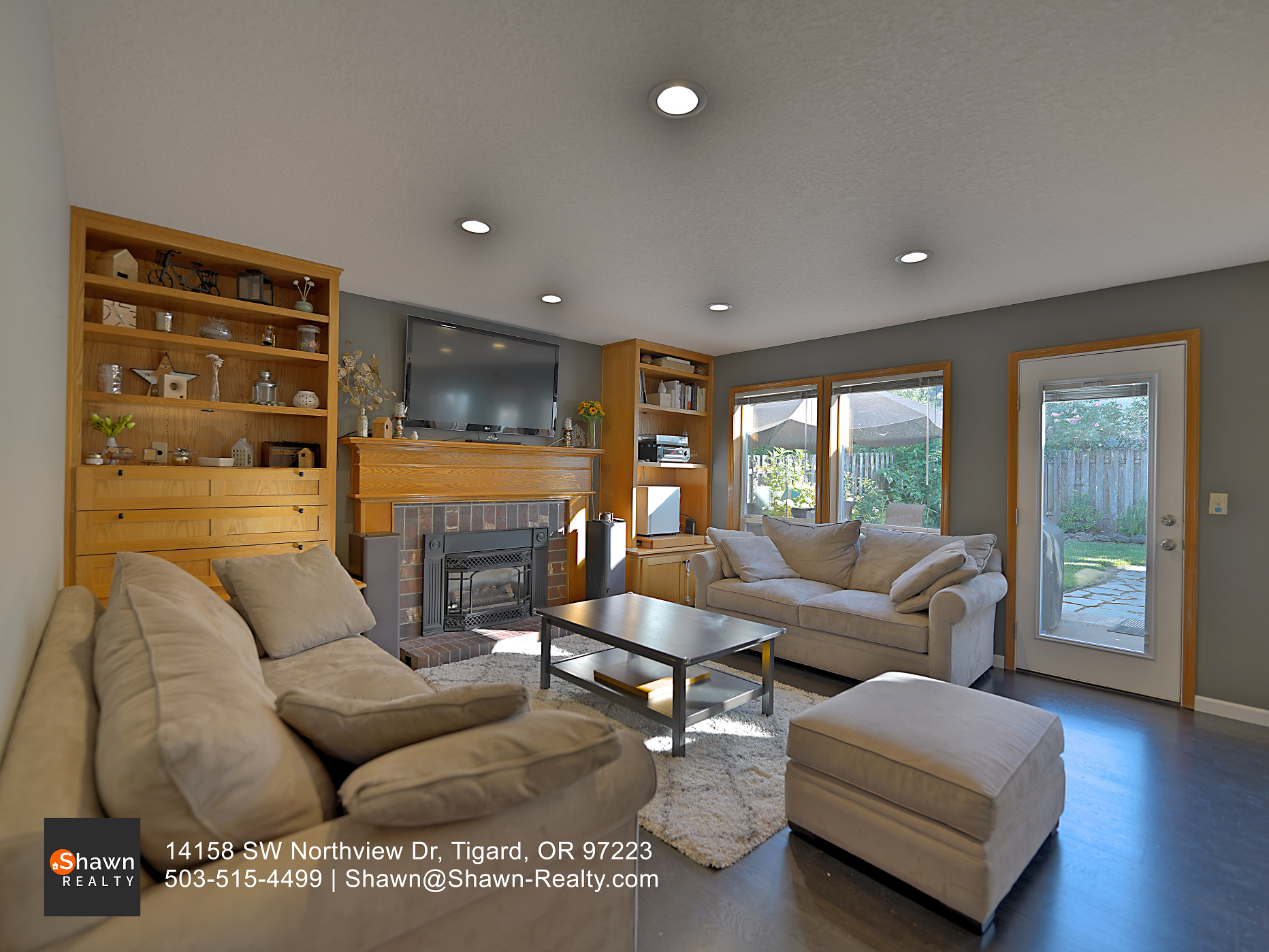 Living Room - 14158 SW Northview Dr