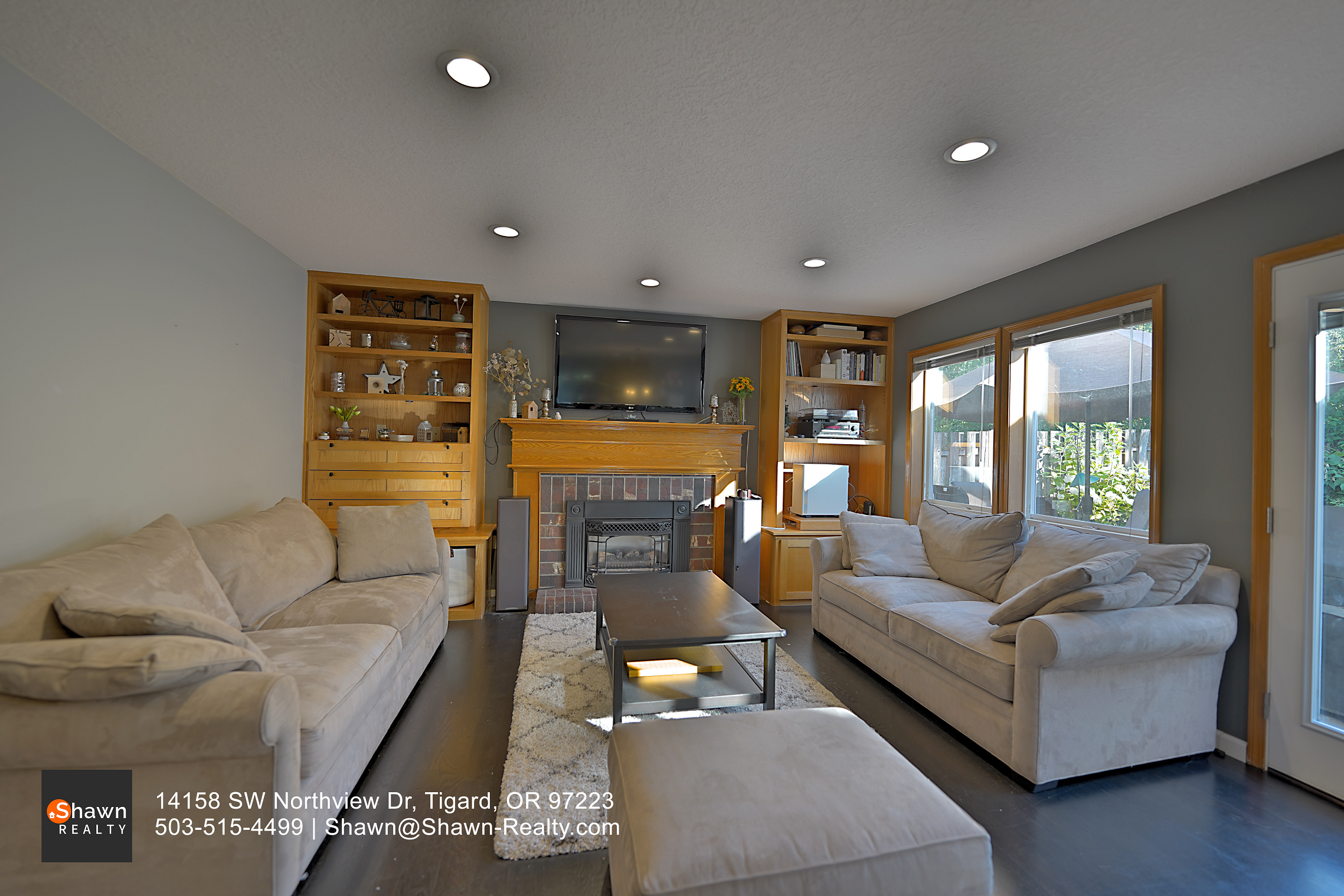 Living Room - 14158 SW Northview Dr