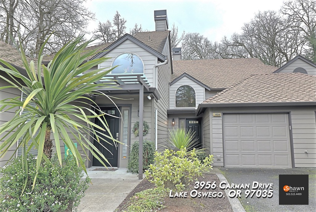 3956 Carman Dr - Front