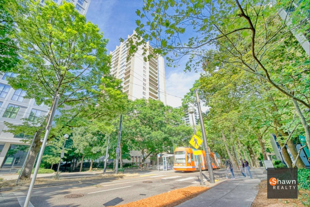 Mid-Century High-Rise Living at Harrison Condominiums
